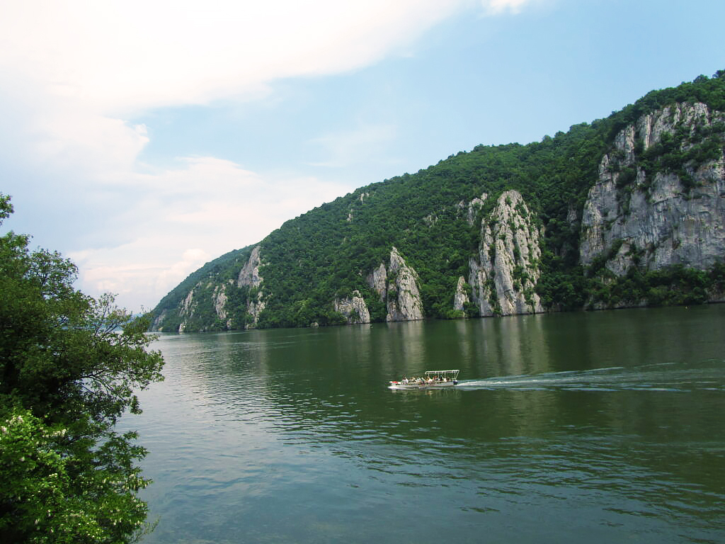 Danube Gorges by Bike & Boat