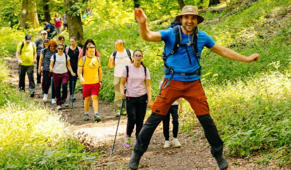 Mănăstirea Turnu Roșu – Șaua Corbului