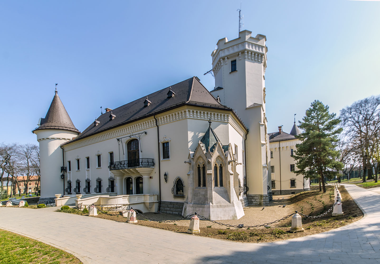 Muzeul Municipal Carei - Castelul Karolyi