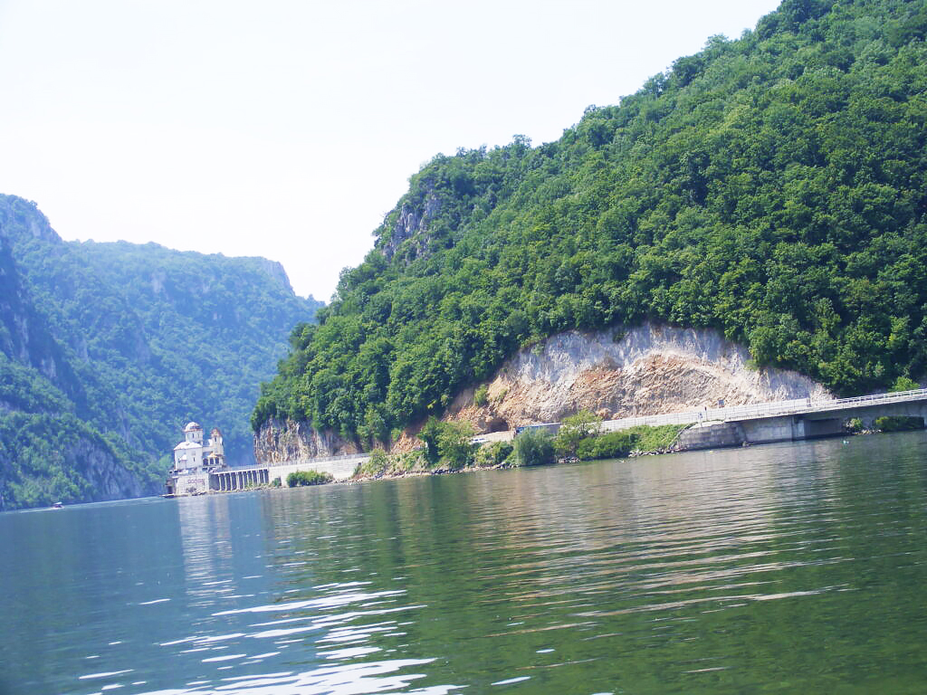 Danube Gorges by Bike & Boat