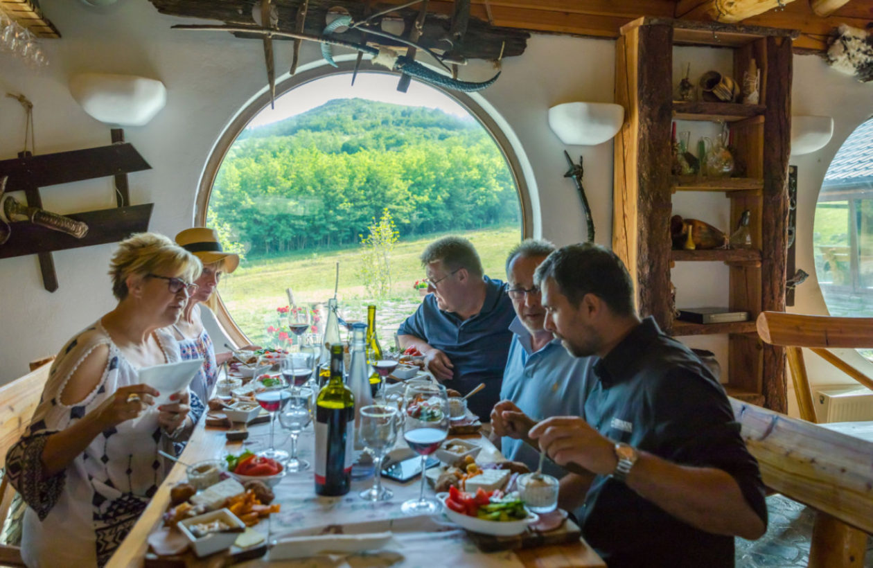 Sip & Savour - Wine Country Private Tour & Wine Tasting