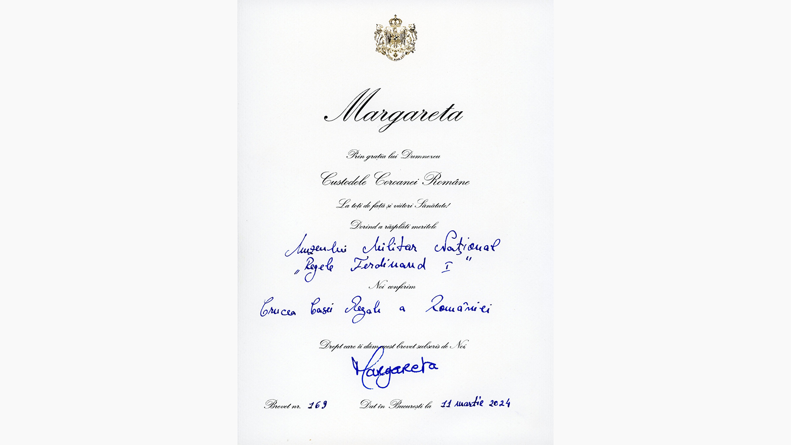 Decorarea Muzeului Militar cu distincția „Crucea Casei Regale a României”
