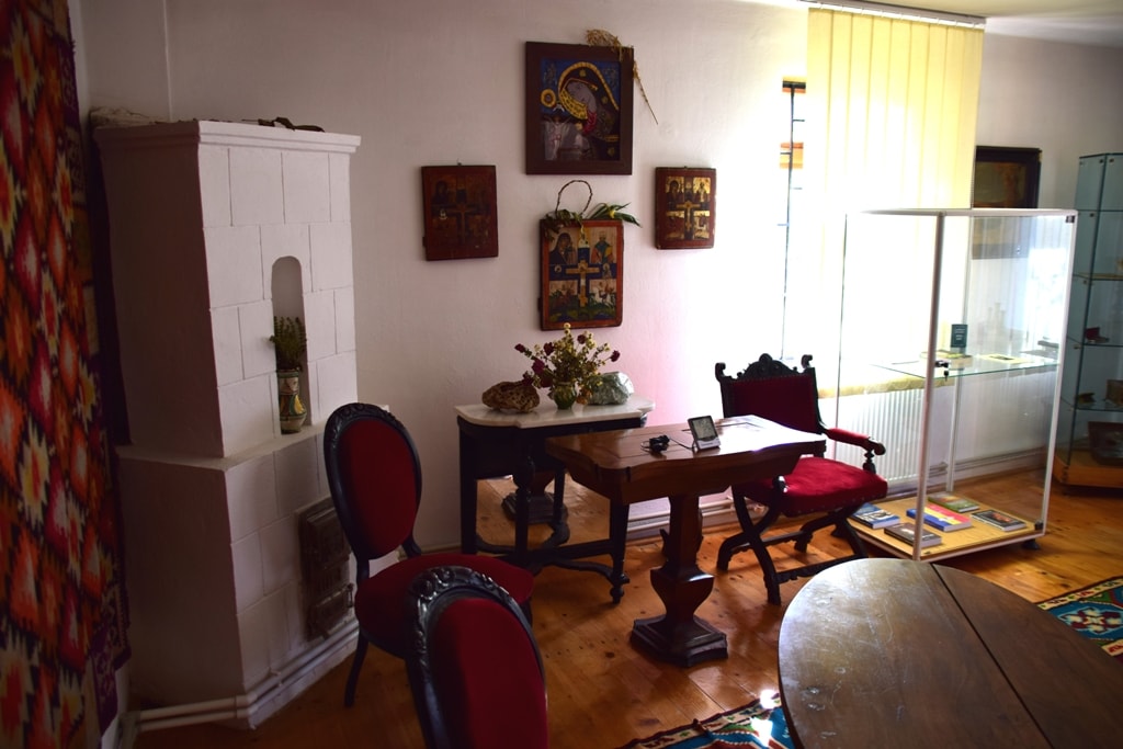 Casa Memoriala Vasile Voiculescu de la Parscov