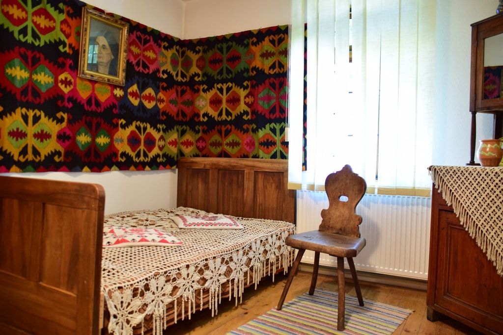Casa Memoriala Vasile Voiculescu de la Parscov