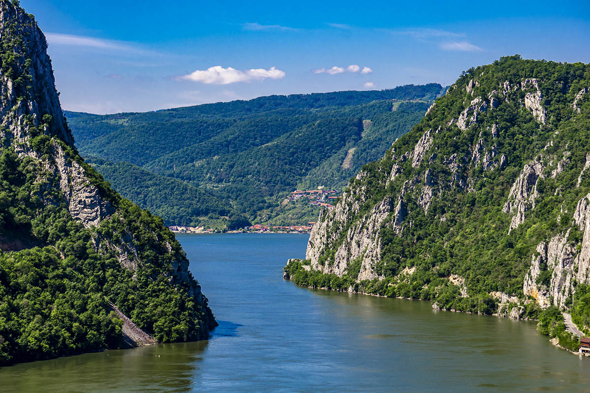 Lecții de ski nautic pentru începatori/avansați pe Dunăre