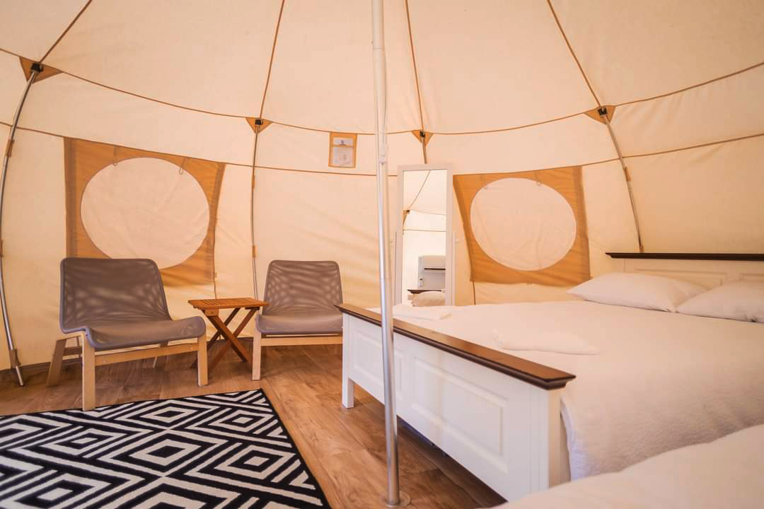 Glamping & Aventură în Bucovina