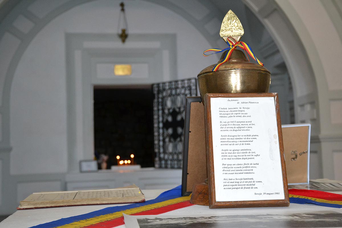 Mausoleul Eroilor din Soveja