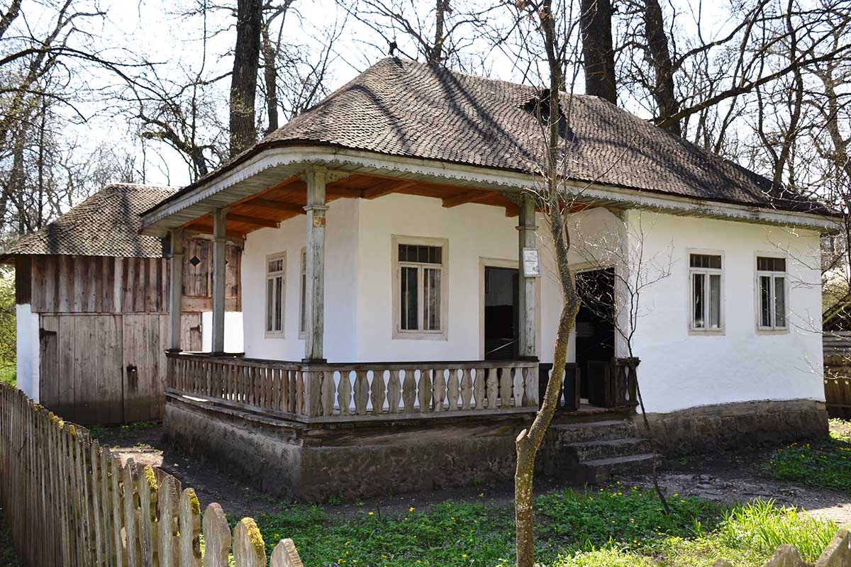 Secția de Etnografie Petrești