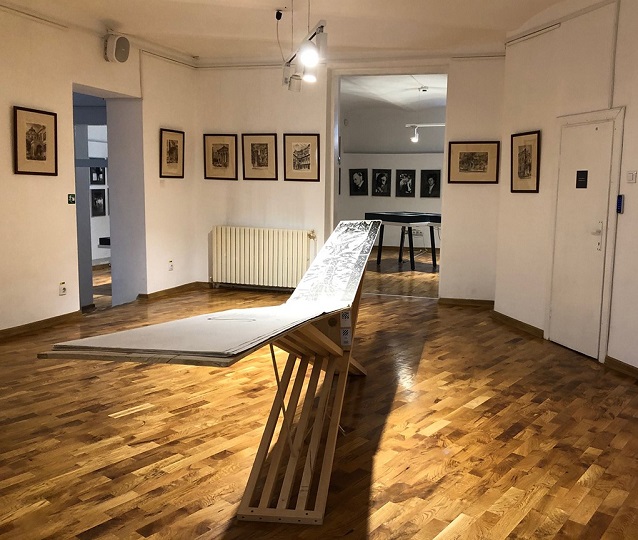 Expoziția de bază MNLR Crețulescu
