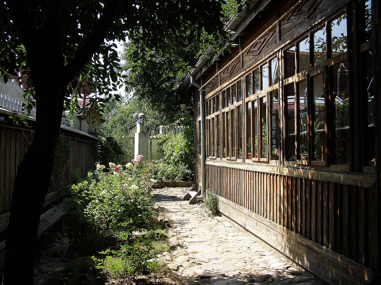 Casa Memoriala Dumitru Panaitescu Perpessicius