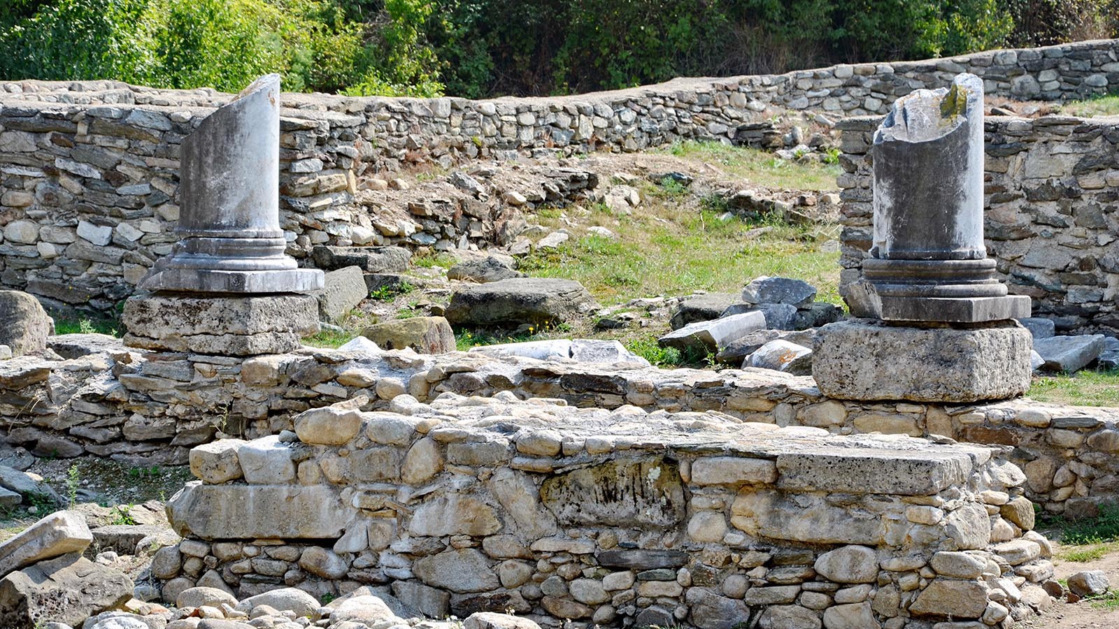 Muzeul si Situl Arheologic Ulpia Traiana Sarmizegetusa