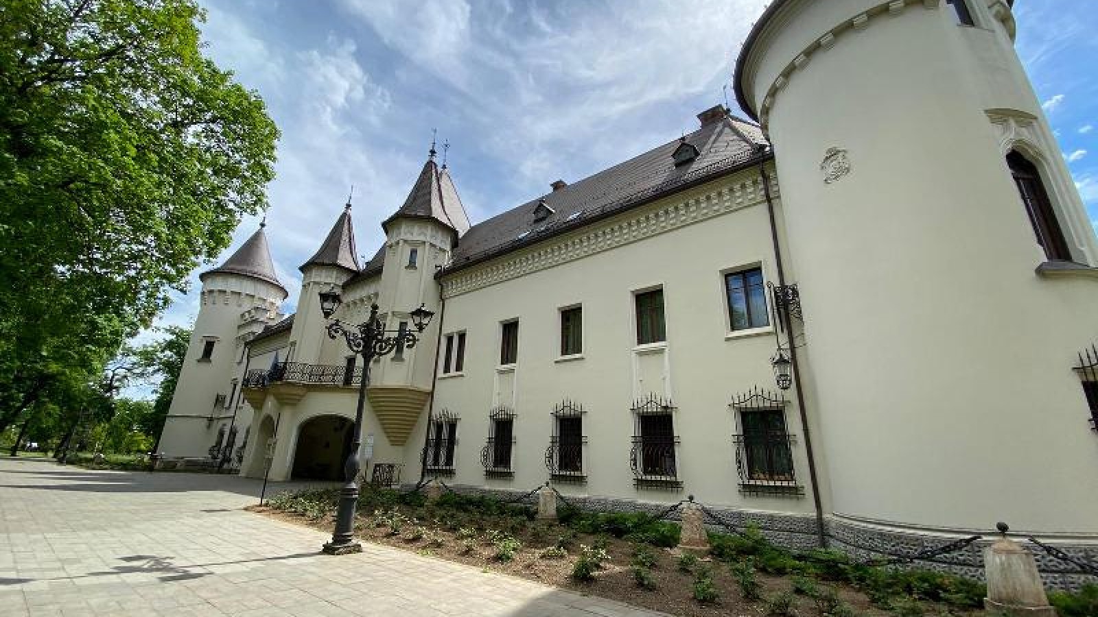 Muzeul Municipal Carei - Castelul Karolyi