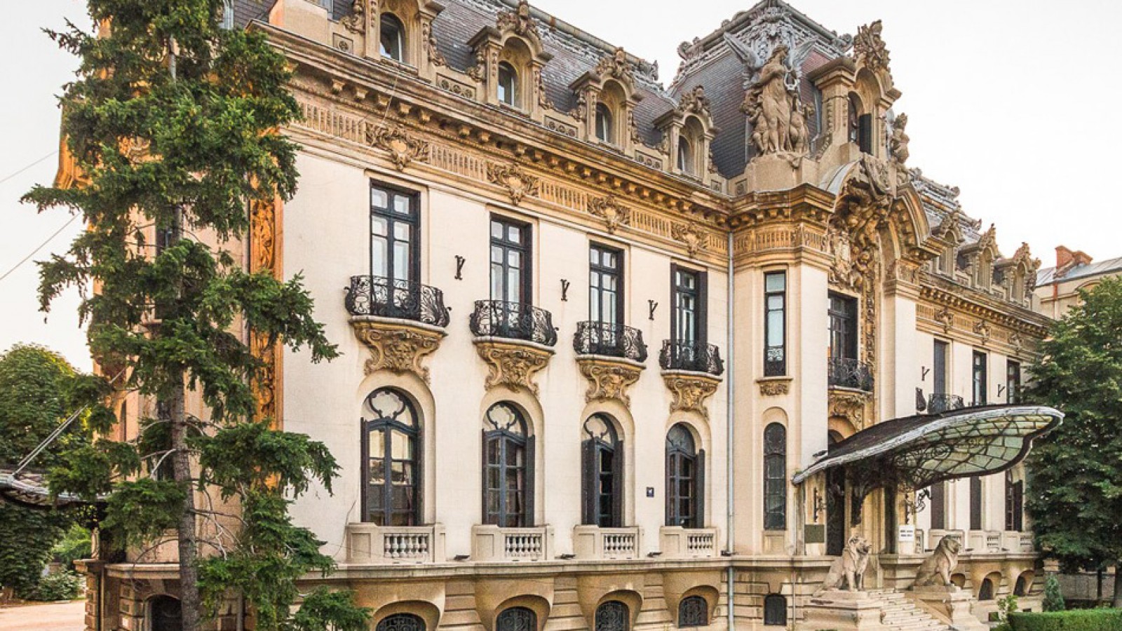 Muzeul Național "George Enescu" București - Palatul Cantacuzino