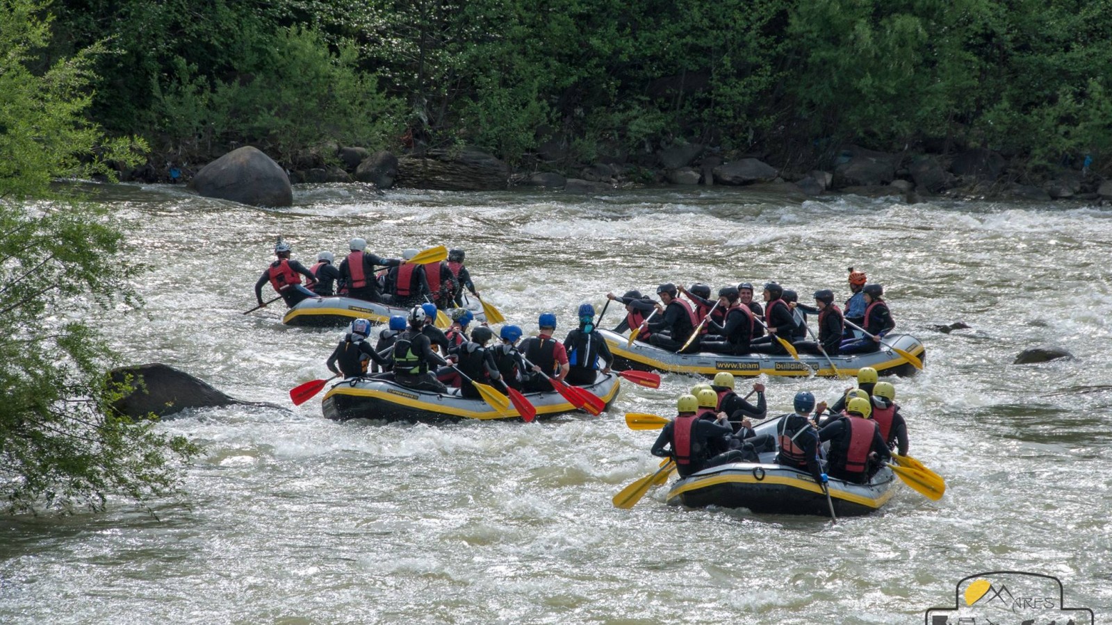 Rafting pe râul Buzău - Aventură și Distracție