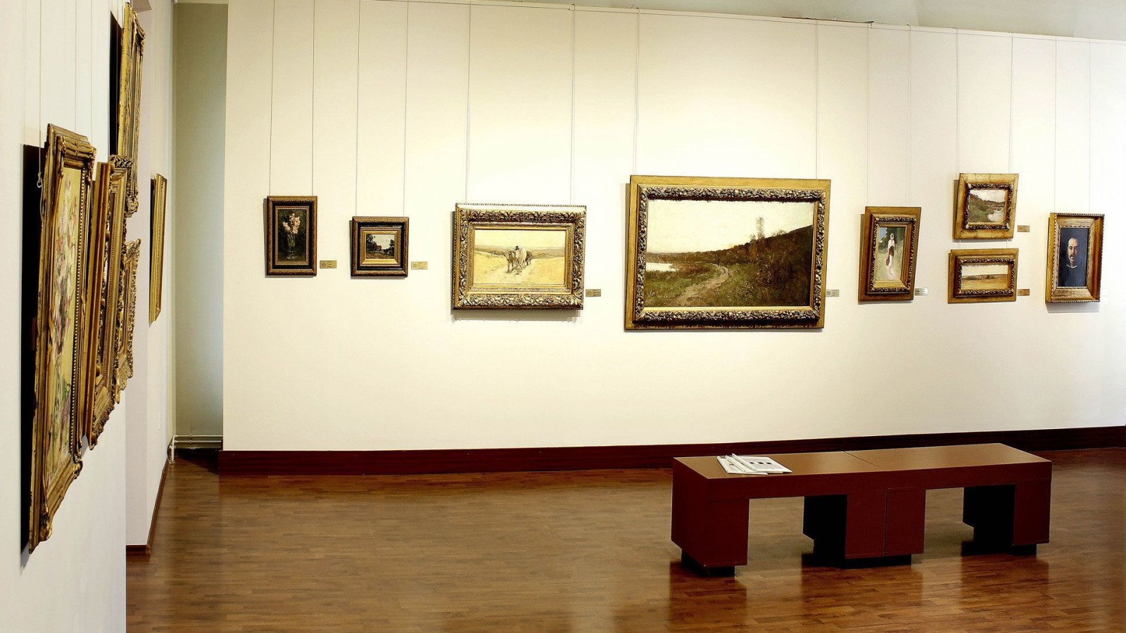 Galeriile de Arta ale Muzeului Judetean Mures