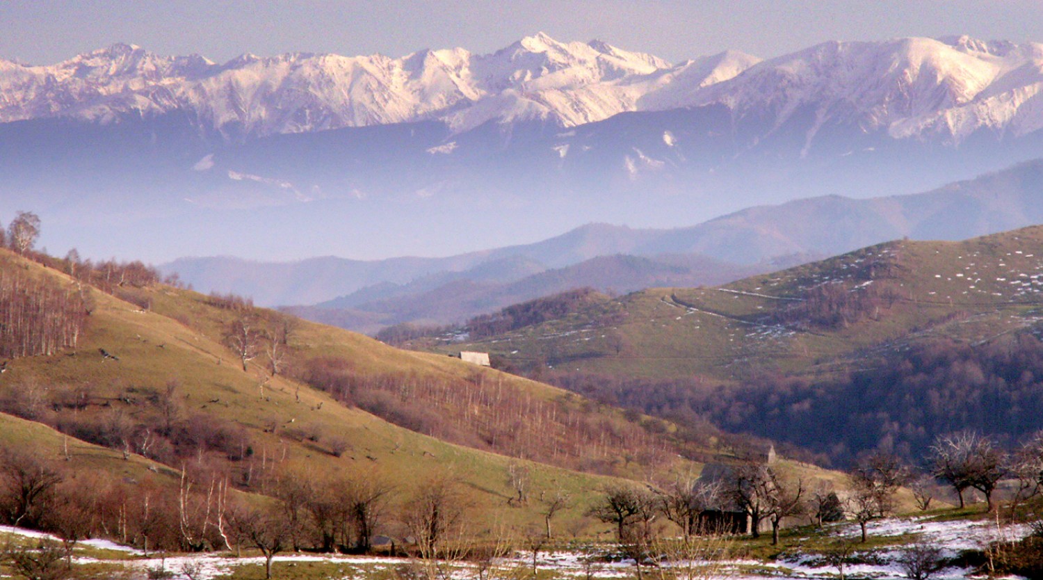 Drumetie in Muntii Cindrel, pe varful Plaiului si varful Fraga