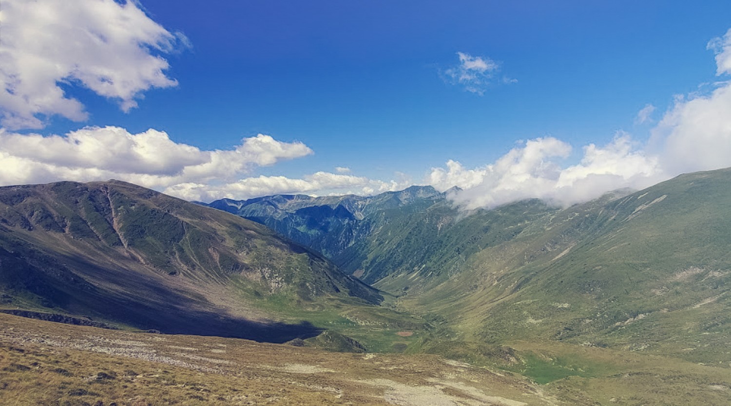 Drumetie in Muntii Fagaras - Varful Dara si Varful Hartopul Darei