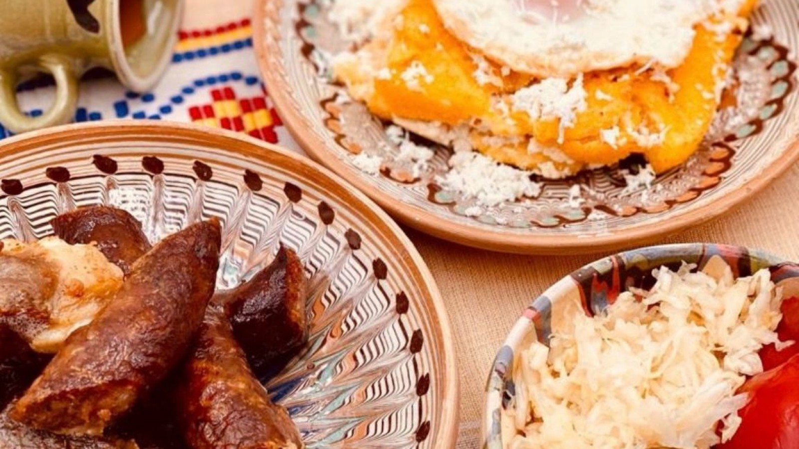 La colindat in Muntii Cindrel cu degustare de produse locale din Marginime