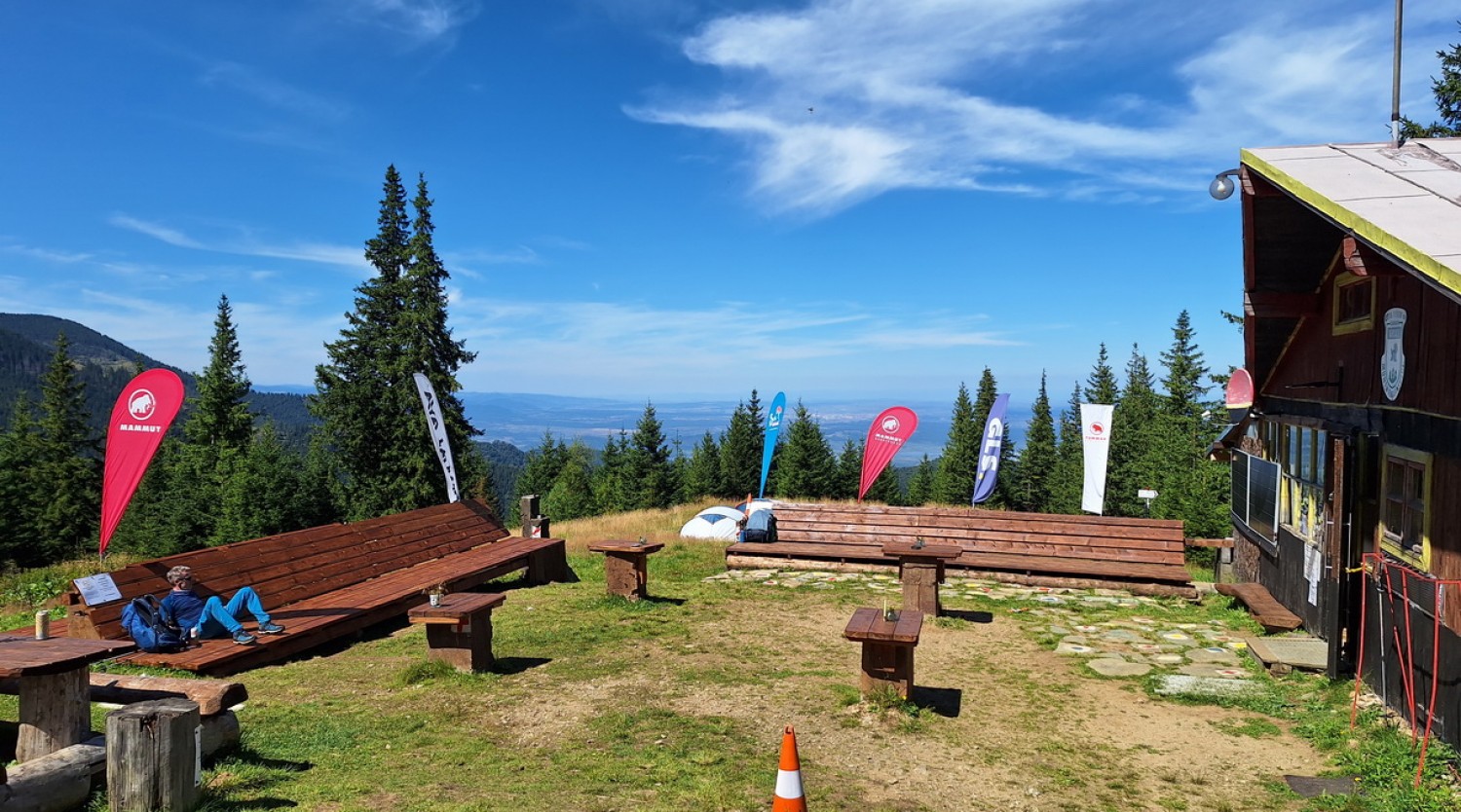 Circuit de la Cabana Bărcaciu pe Vf. Scara
