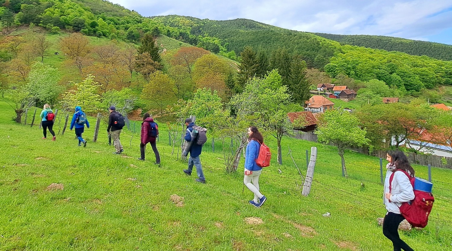 În Ritmul Naturii – Drumeție de Primăvară la Rășinari