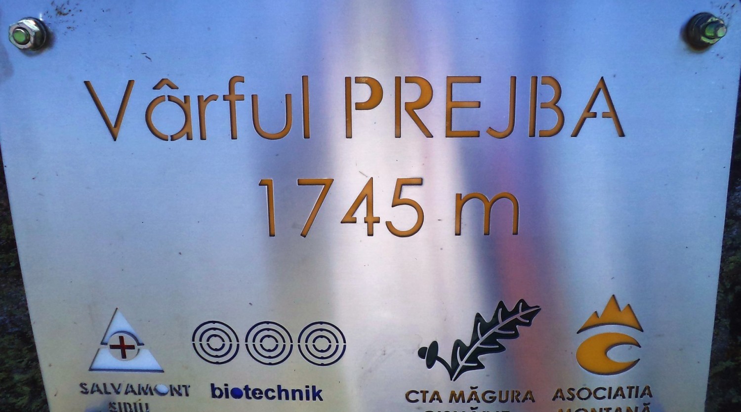 Drumetie in Muntii Lotrului. ''Anul Luminii'' in Comuna Sadu