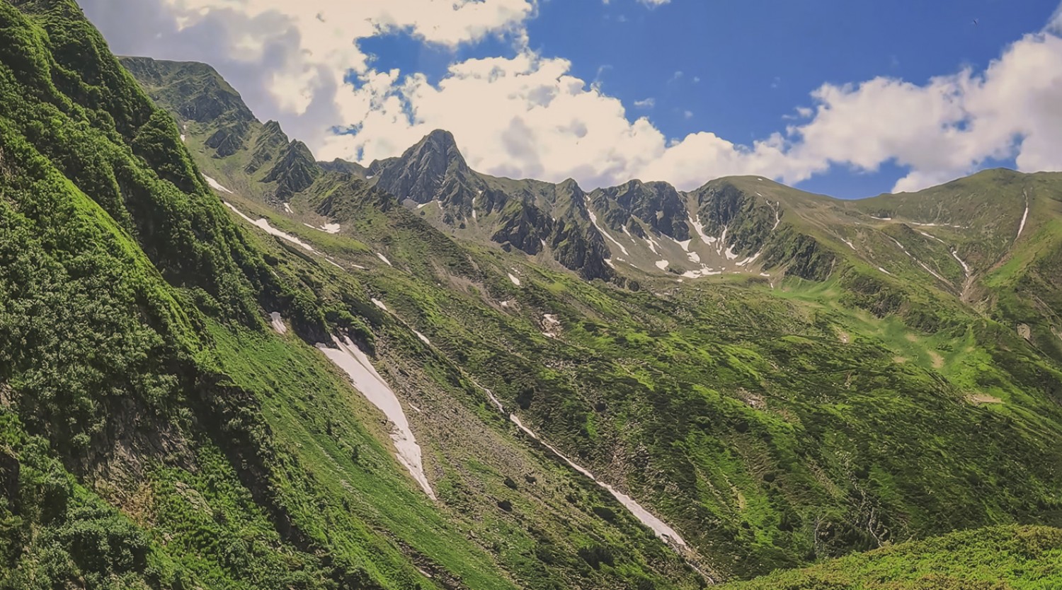 Drumetie in Muntii Fagaras pe Muchia Dragusului si Caldarea Racorele