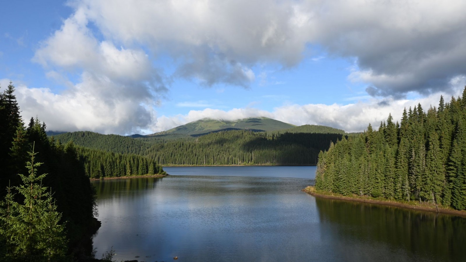 În premieră: Lacul Oasa – Vârful Frumoasa și Iezerul Mic