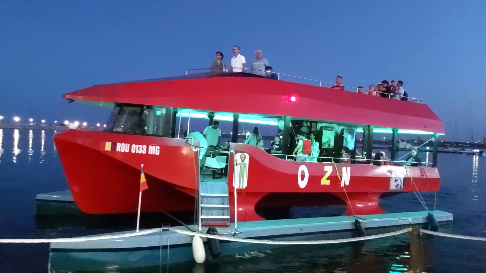 Evenimente Speciale în largul mării cu catamaranul "OZN" - Mangalia